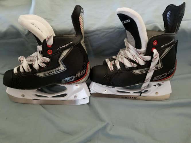 New Easton  EQ40 Skates Junior Size 3.5