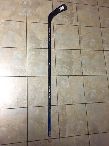 New Bauer Nexus 1N Stick Righty Mid 51-55 Junior