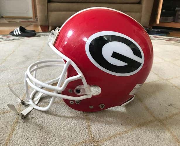 Riddell Georgia Bulldogs Football Helmet.