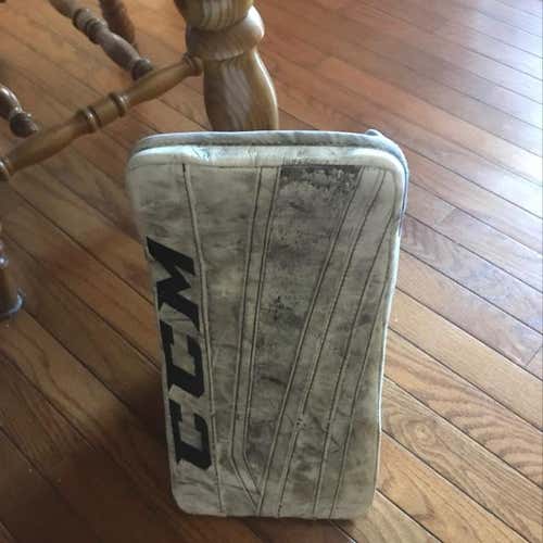 CCM Extreme Flex II Pro Senior Blocker