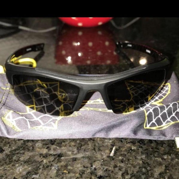 BRAND NEW UNDER ARMOUR SUNGLASSES