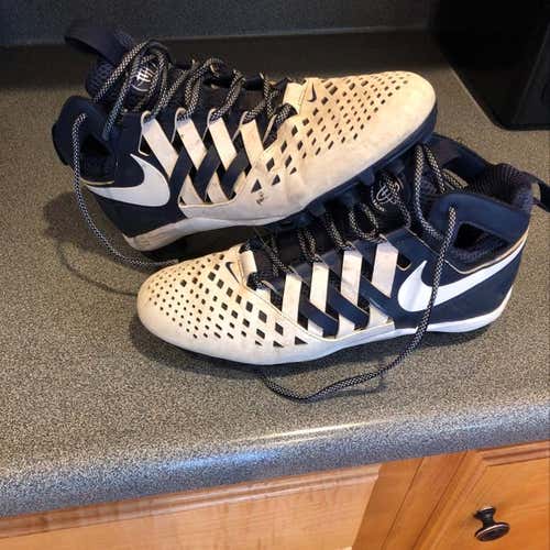 Nike Huarache 5 Cleats Size 9.5