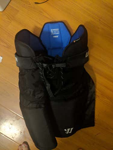 Like New Warrior DT2 pants BLACK size MEDIUM