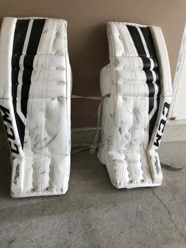 CCM ccm extreme flex Goalie Leg Pads Senior