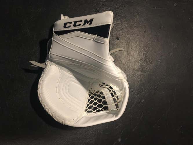 New CCM Extreme Flex 2 Senior-beefed up