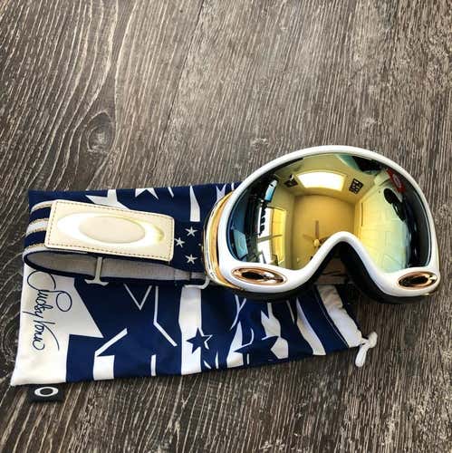 Oakley Lindsey Vonn Goggle