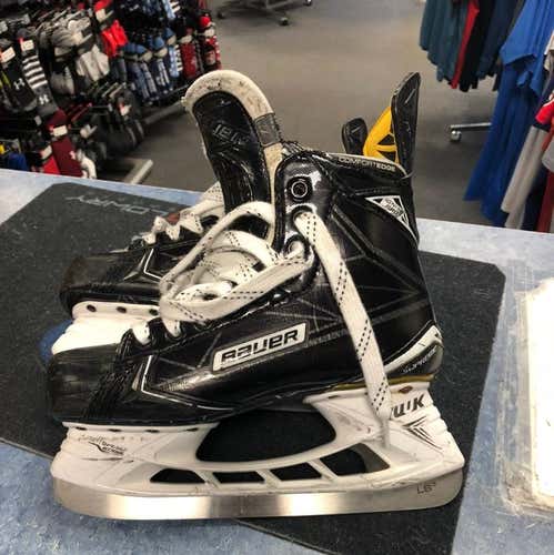 Bauer Supreme Ignite Pro + Skates 7.5 D