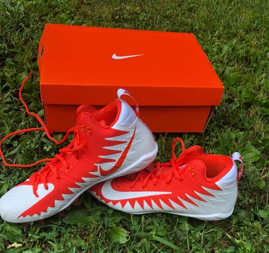 Nike Alpha Menace Pro Mid Cleats Size 10 BRAND NEW