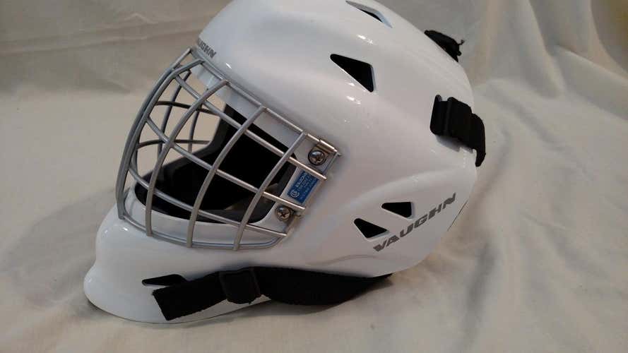 New Vaughn 7400 Goalie Mask Junior