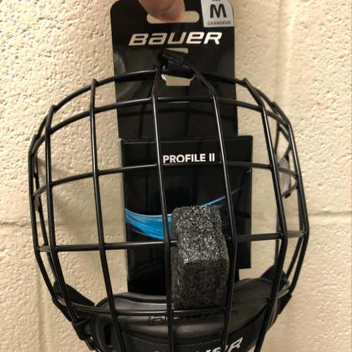 NEW BAUER PROFILE II BLACK CAGE (Medium)