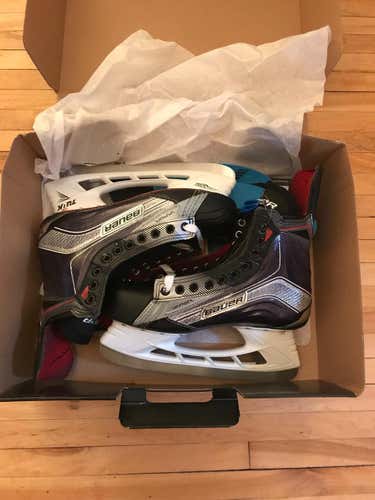 New Bauer Vapor 1X Skates Senior Size 9D
