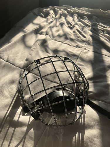 CCM Chrome Cage FM4850