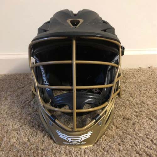 Matt Black And Gold Cascade R helmet