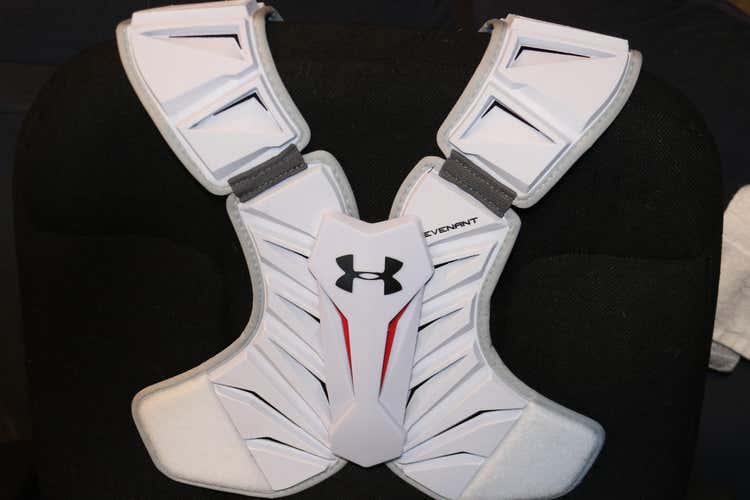 Under Armour Revenant Shoulder Pads