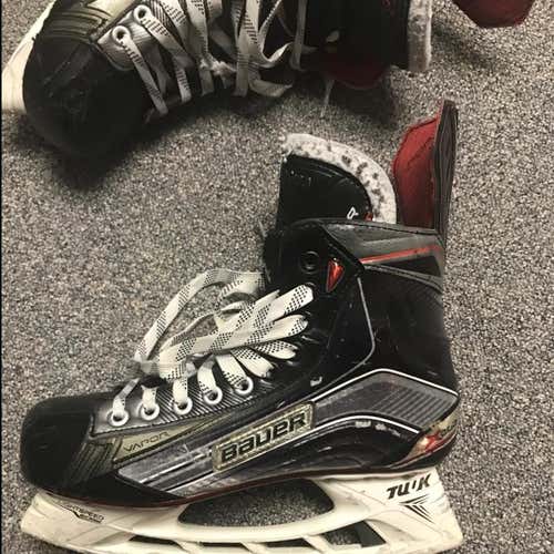 Bauer X800 Size 8 Skates
