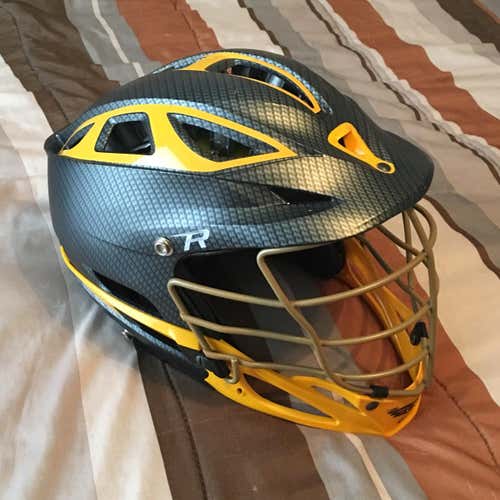 Cascade R Helmet Carbon Fiber Gold Decals