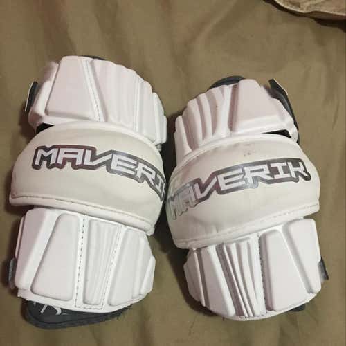 Maverik Max Arm Pads