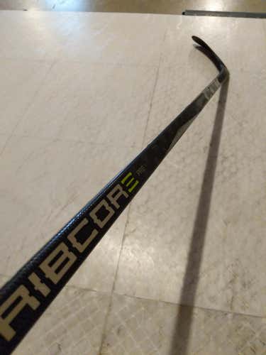 CCM Ribcore pro PMT Right 65 flex P28 McDavid  Intermediate