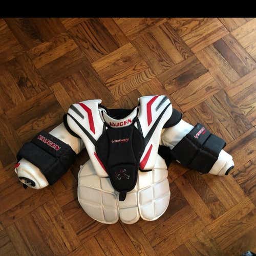 Vaughn Vision 9200 Goalie Chest Protector