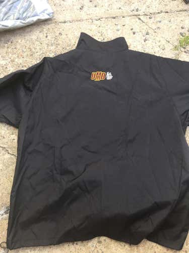 Minnesota Duluth Frozen Four 2009 XXL Nike Full Zip Team Issued Jacket