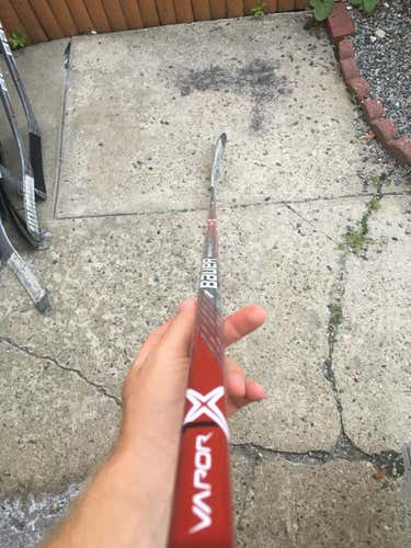 Like New Bauer Vapor 1X Grip Giroux P28 LH 77 Flex Lie 5 Stick