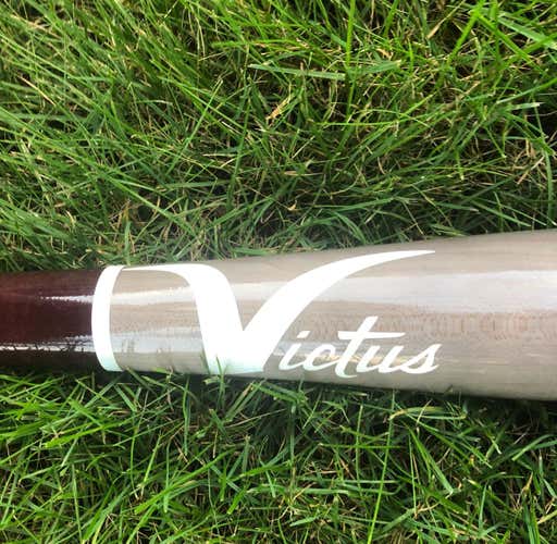 Victus Pro Series Wood Bat V243
