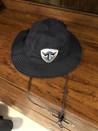 New Under Armour Trilogy Bucket Hat