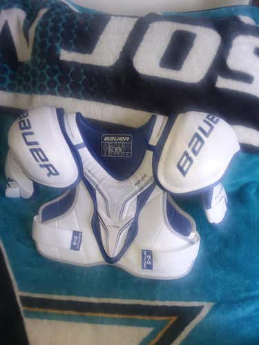 New Bauer Nexus 7000 Shoulder Pads Senior