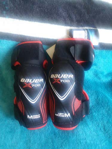 New Bauer Elbow Pads Senior