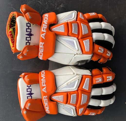 UA Charge Grand River Gloves