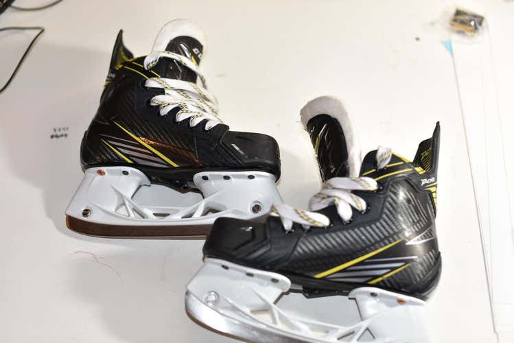 CCM 4092  Skates Junior Size 1
