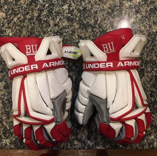 Boston U Gloves