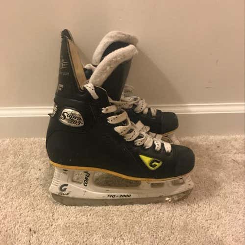 Graf Skates (size 3)