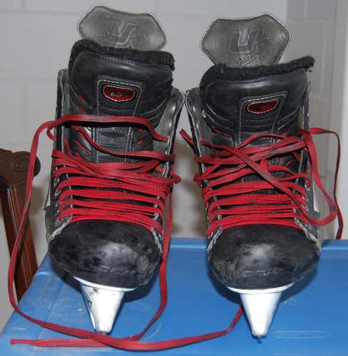 CCM Crazy Light U+ Skates Senior Size 8.5 E