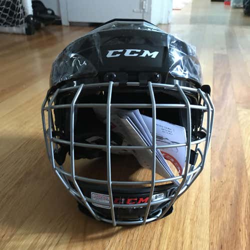 New CCM Helmet FL40 S - Black