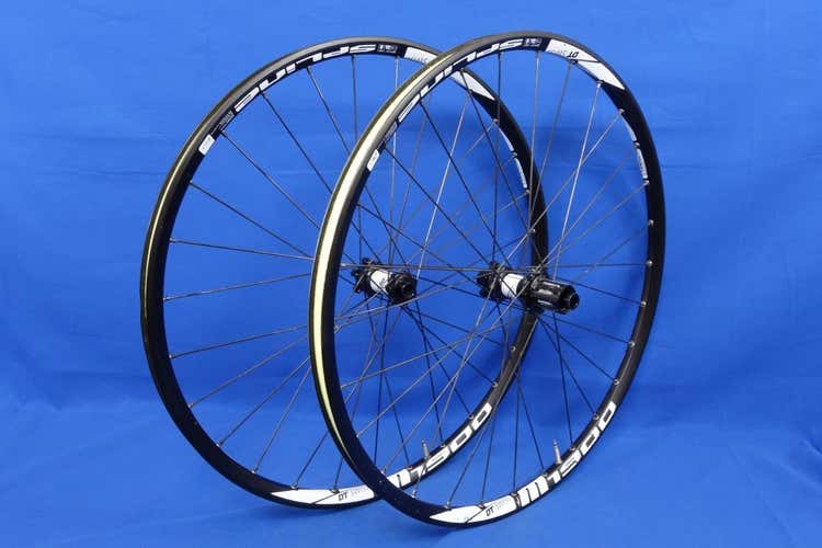 DT Swiss M1900 Spline 26" Mountain Bike Disc Wheelset - 15x100 (F) 12x142 (R)