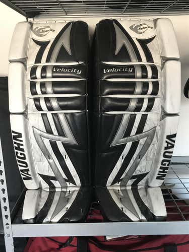 Vaughn Vaughn V3 Pro Stock Goalie Leg Pads Senior