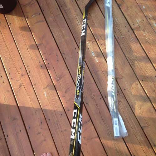 2 P-28 Brand New Pro Stock RH 85flex Sticks