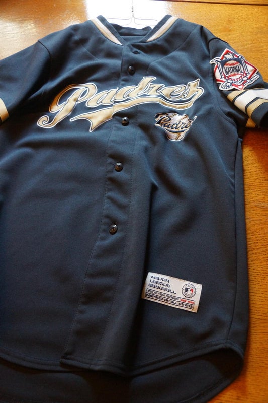 Manny Machado San Diego Padres retro 90s Lightning shirt, hoodie