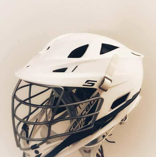 Cascade S - Adult - Like New - Fast Shipping