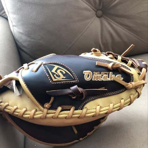 Omaha Select Youth Catchers Glove