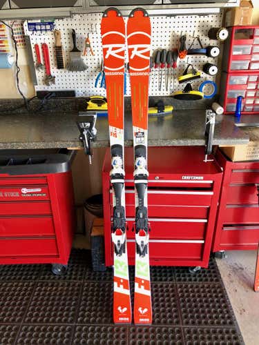 Rossignol Hero FIS SL 165 With SPX15 Bindings