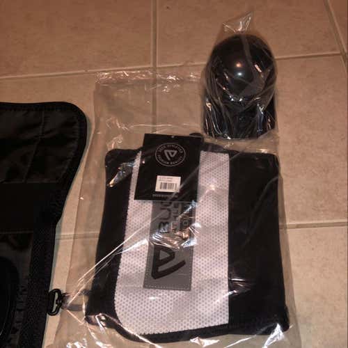 BUCK Athletics Glove Wrap NEW!