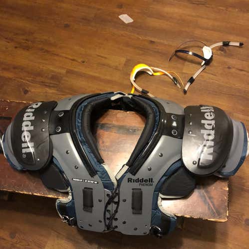 Riddell Shoulder Pads