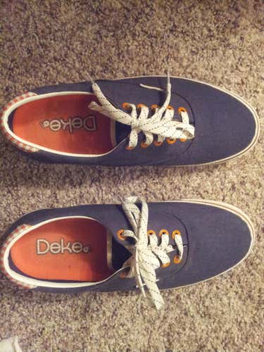 Warrior "deke" shoes brand new. 9.0 adlt