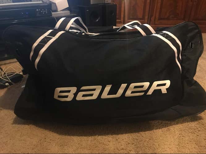 Bauer 850 Large Carry Hockey Equipment Bag