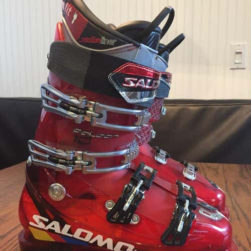Salomon Ski Boots Falcon 10 high end boots.