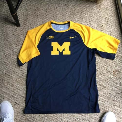 Michigan Shooting Shirt #44