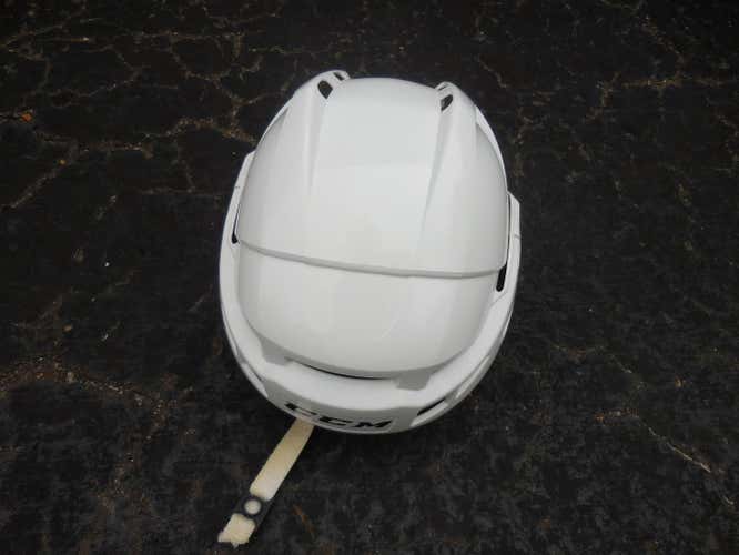 USED CCM V08 Helmet