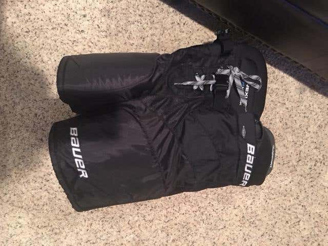 Bauer Pants Junior size Medium.  Never worn or only worn once.